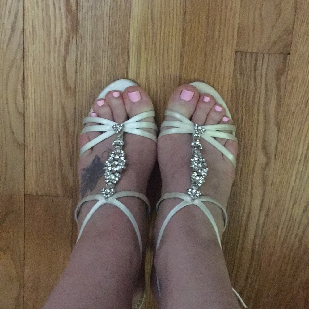 Ivory wedding shoes. 8.5
